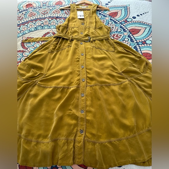 Zara NWT DRESS SMALL. Limited collection $159 - Picture 8 of 9